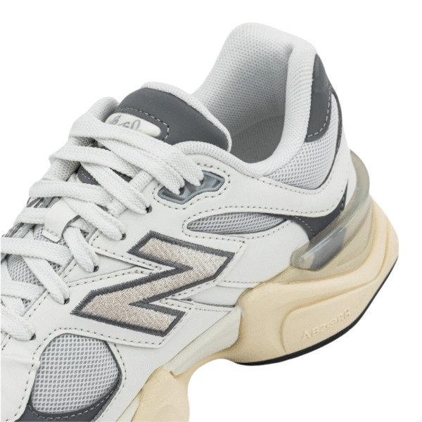 New Balance 9060 "Sea Salt Castlerock" - Imagen 2